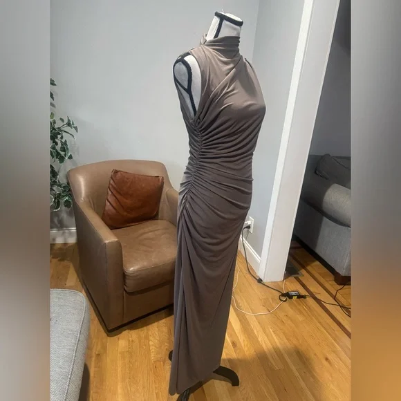 Zara Sleeveless Mock Neck Ruched Maxi Dress in Taupe Size:M - Picture 6 of 8
